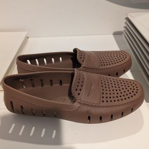 Floafers size 8